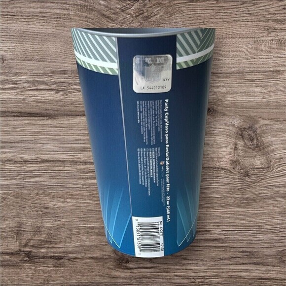 2 (TWO) Official NFL Superbowl LIII Patriots v Rams 32 oz Plastic Cups NEW - Picture 4 of 8